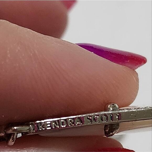 Kendra Scott Alexis mother of pearl clear with silver post dangle drop earrings - Picture 7 of 9